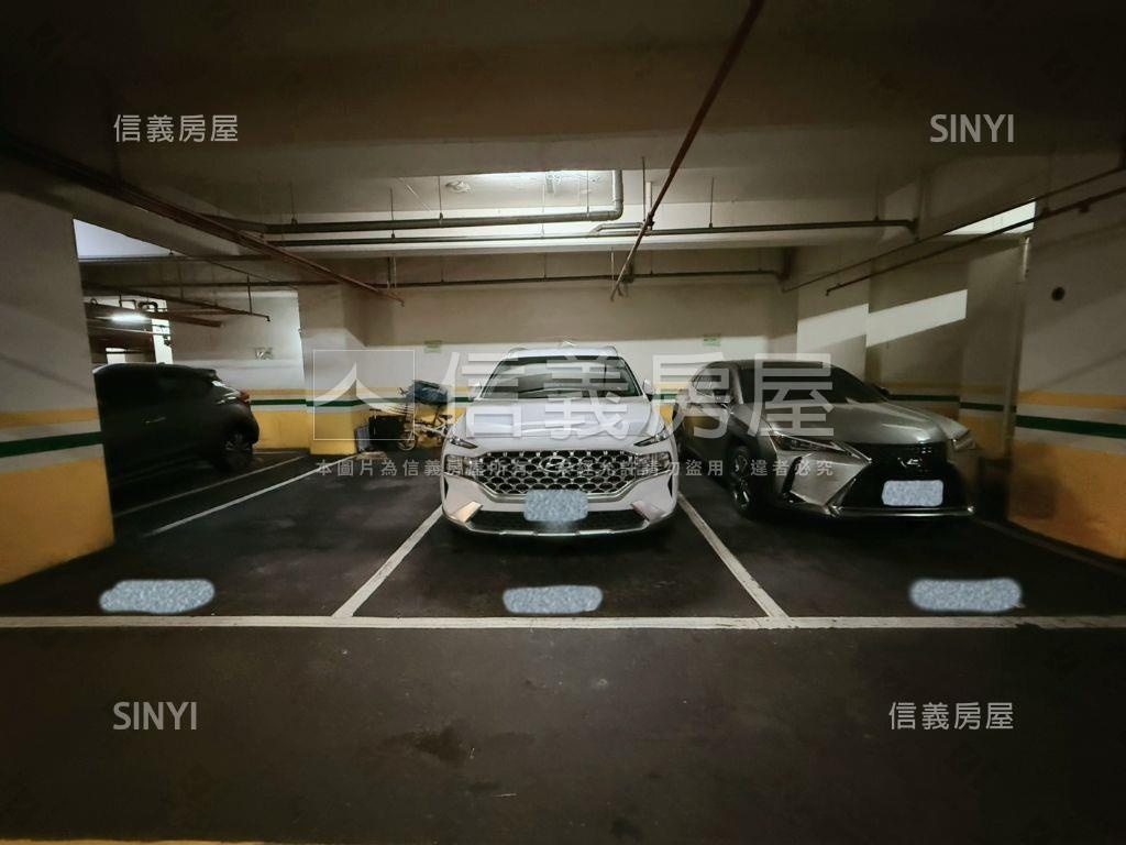 捷運伊登•大三房雙車首選房屋室內格局與周邊環境