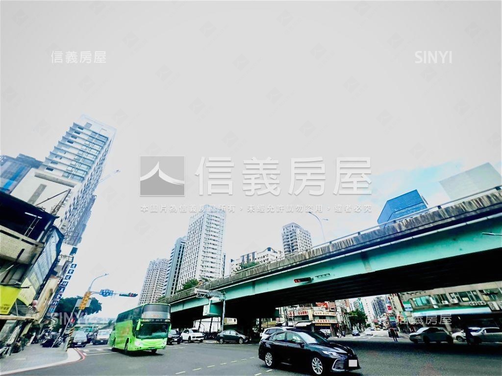 七期土地附加蓋店面房屋室內格局與周邊環境