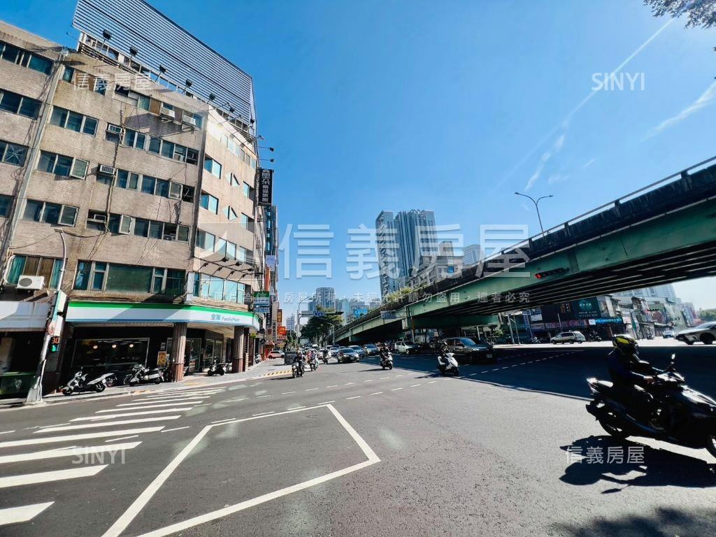 七期土地附加蓋店面房屋室內格局與周邊環境