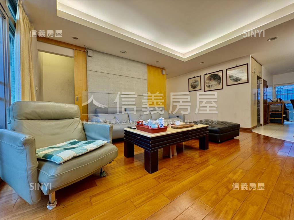 松江南京方正朝南３房房屋室內格局與周邊環境