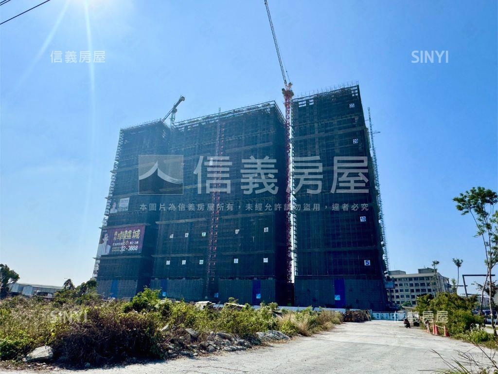 南科悅揚Ａ０７次頂樓戶房屋室內格局與周邊環境