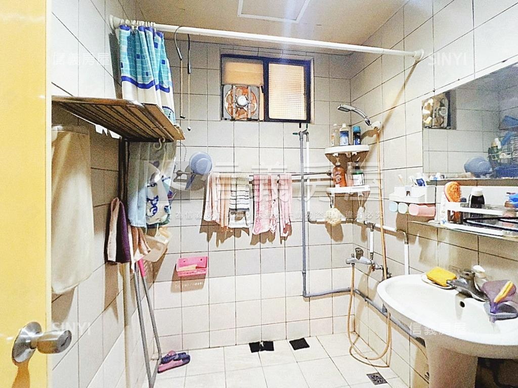 頂溪大邊間採光一樓房屋室內格局與周邊環境