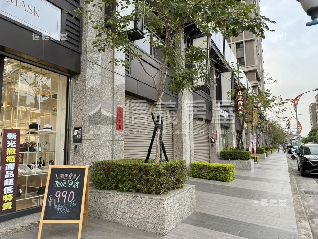 湖濱城旁熱鬧店面稀有釋出房屋室內格局與周邊環境
