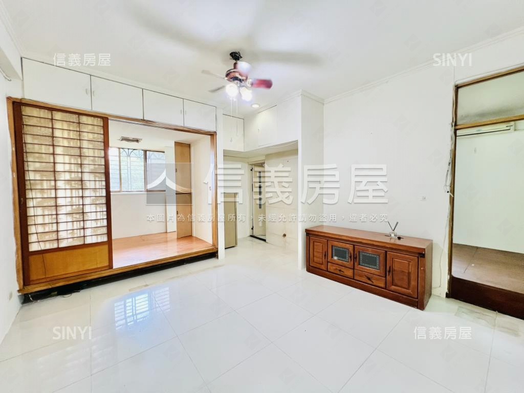 向陽山莊桐花燦爛兩房房屋室內格局與周邊環境
