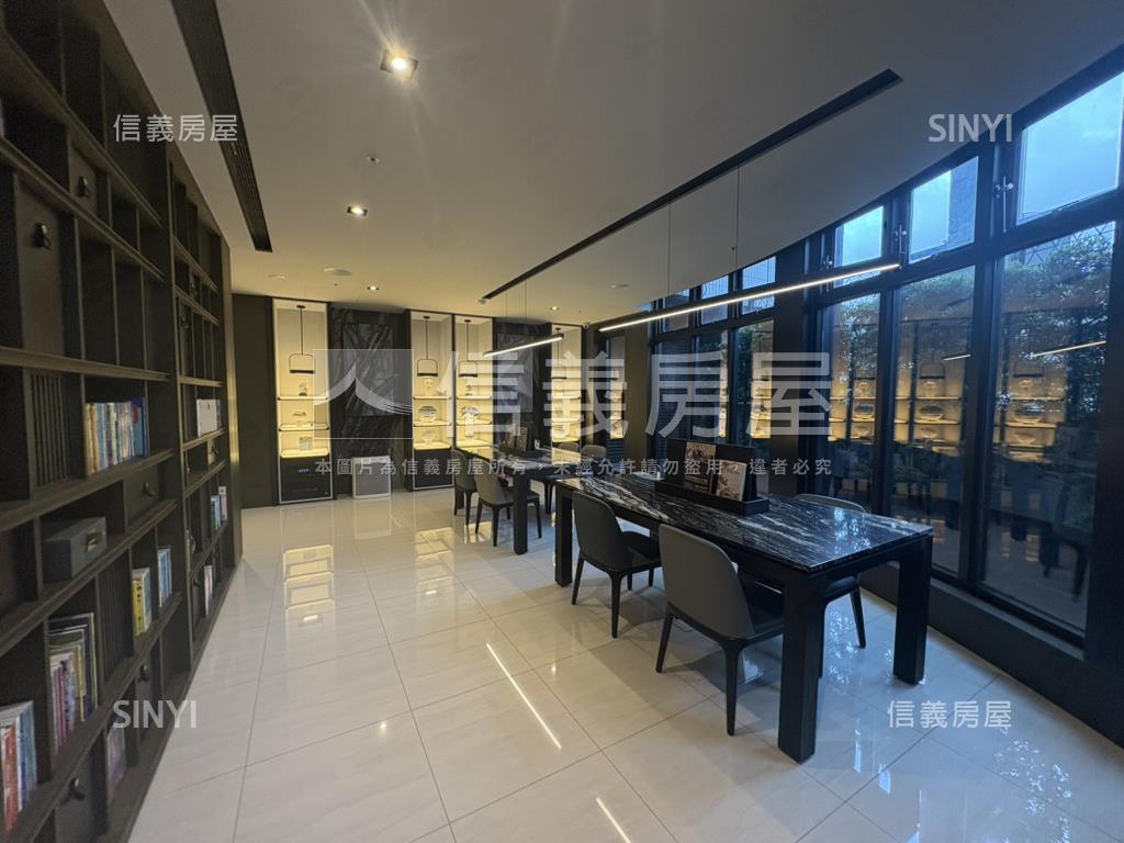 冠德精美兩房帶車位房屋室內格局與周邊環境