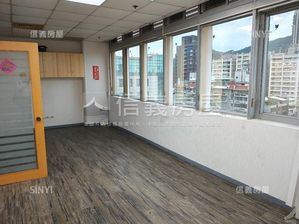 愛迪生高樓層房屋室內格局與周邊環境