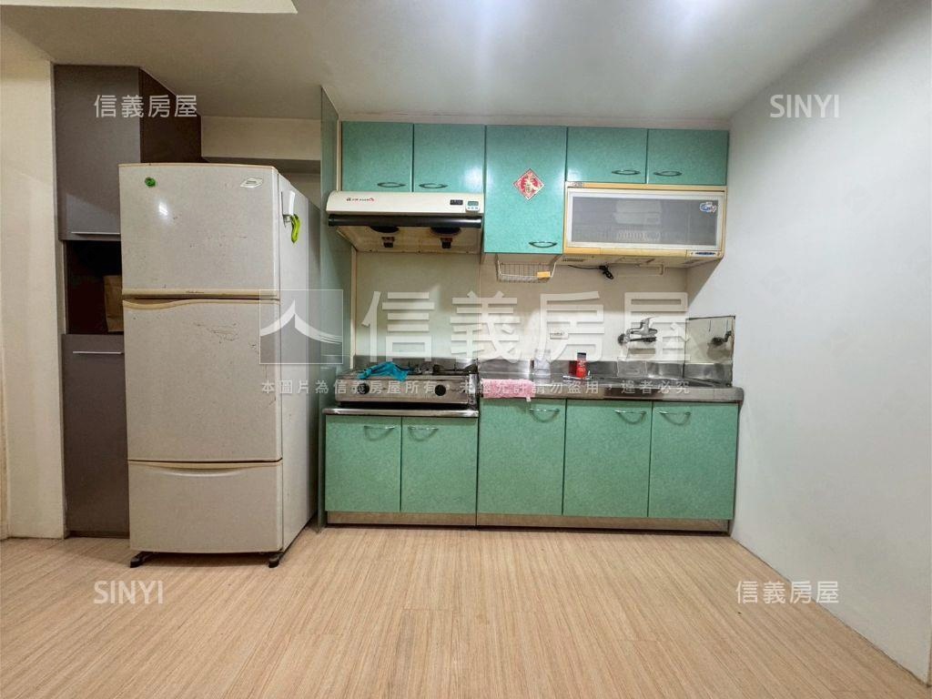 西門商圈電梯３房房屋室內格局與周邊環境