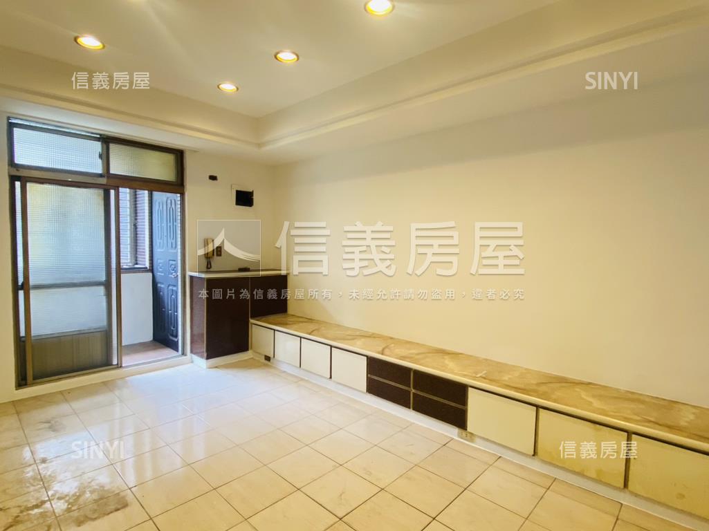 樹林公寓三樓房屋室內格局與周邊環境