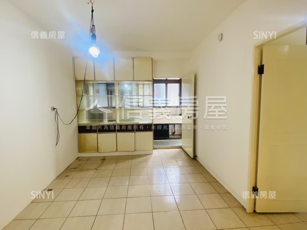 樹林公寓三樓房屋室內格局與周邊環境
