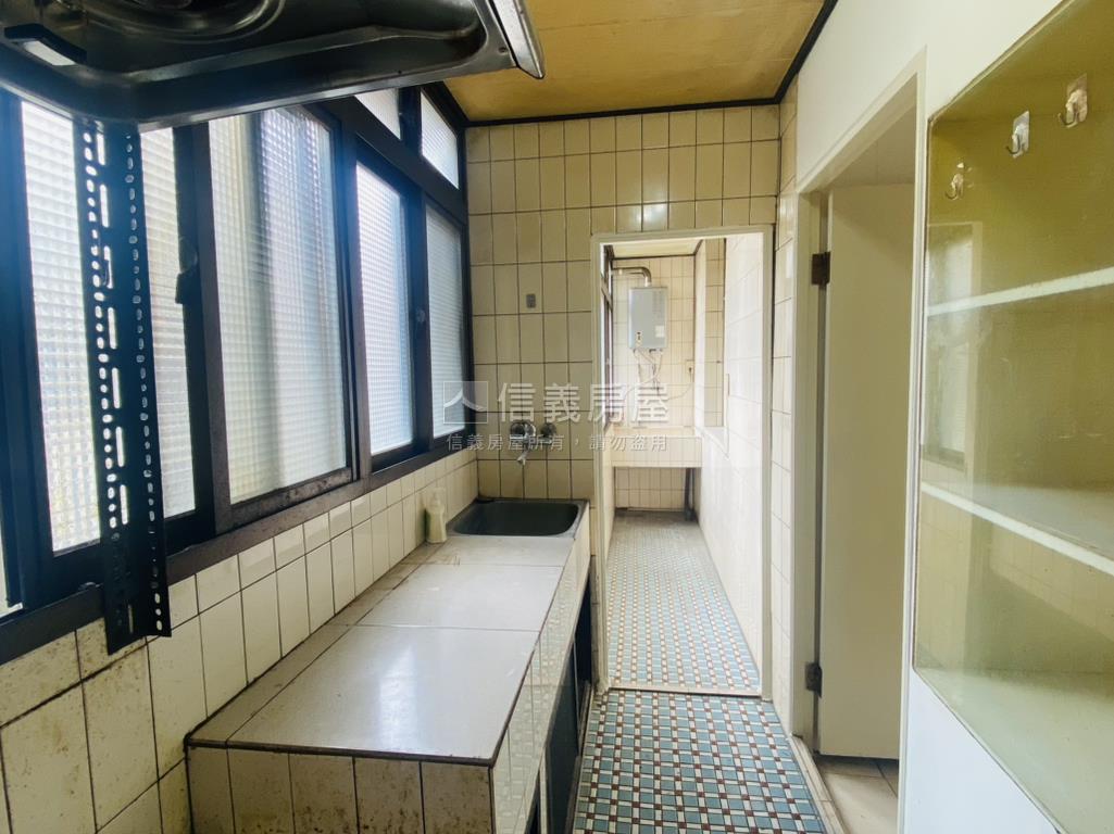 樹林公寓三樓房屋室內格局與周邊環境
