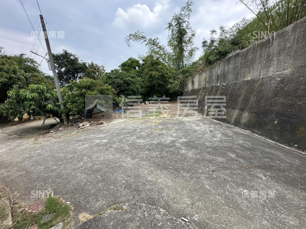 大社土地柑宅巷山坡地房屋室內格局與周邊環境
