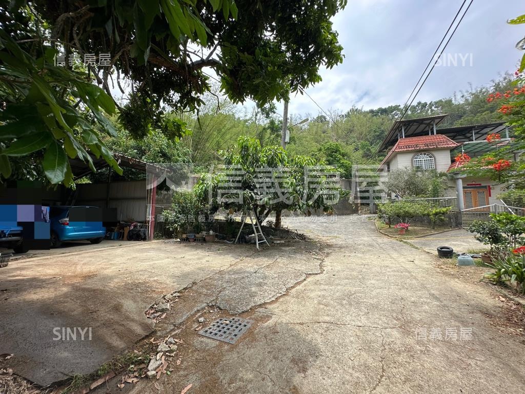 大社土地柑宅巷山坡地房屋室內格局與周邊環境