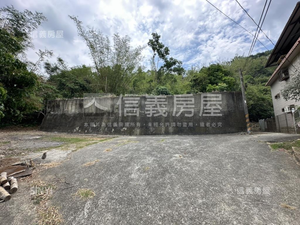 大社土地柑宅巷山坡地房屋室內格局與周邊環境