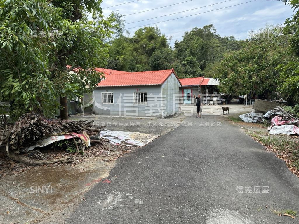 大社土地柑宅巷山坡地房屋室內格局與周邊環境