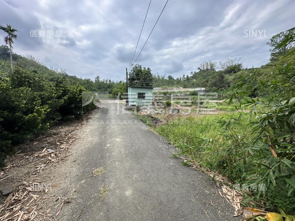 大社土地柑宅巷山坡地房屋室內格局與周邊環境