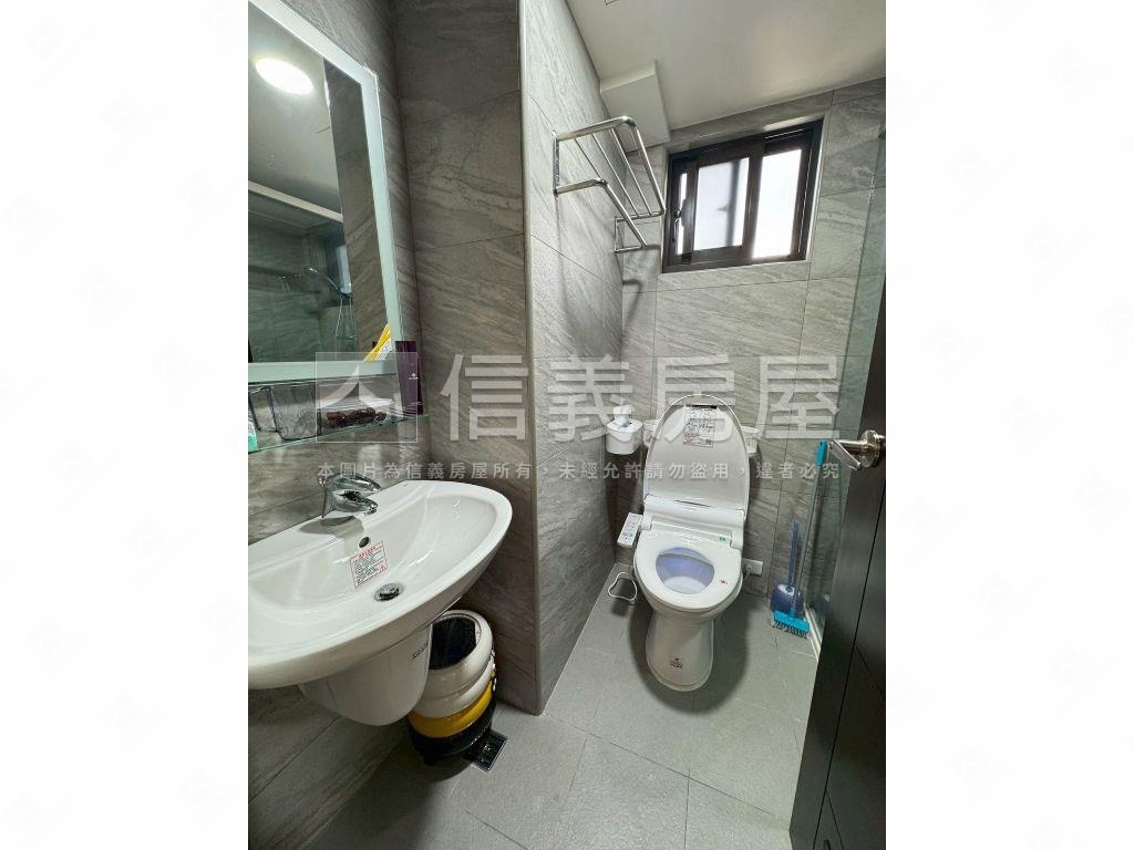 近北市露台景觀美屋房屋室內格局與周邊環境