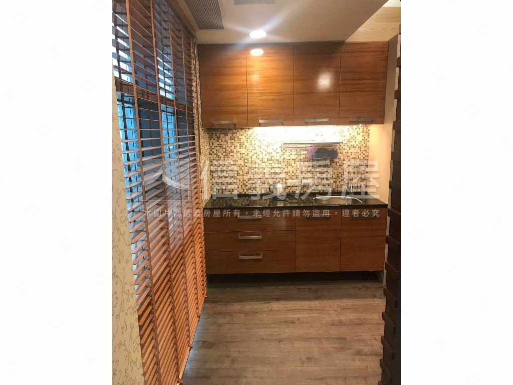 值得買的敦南２２５景觀戶房屋室內格局與周邊環境