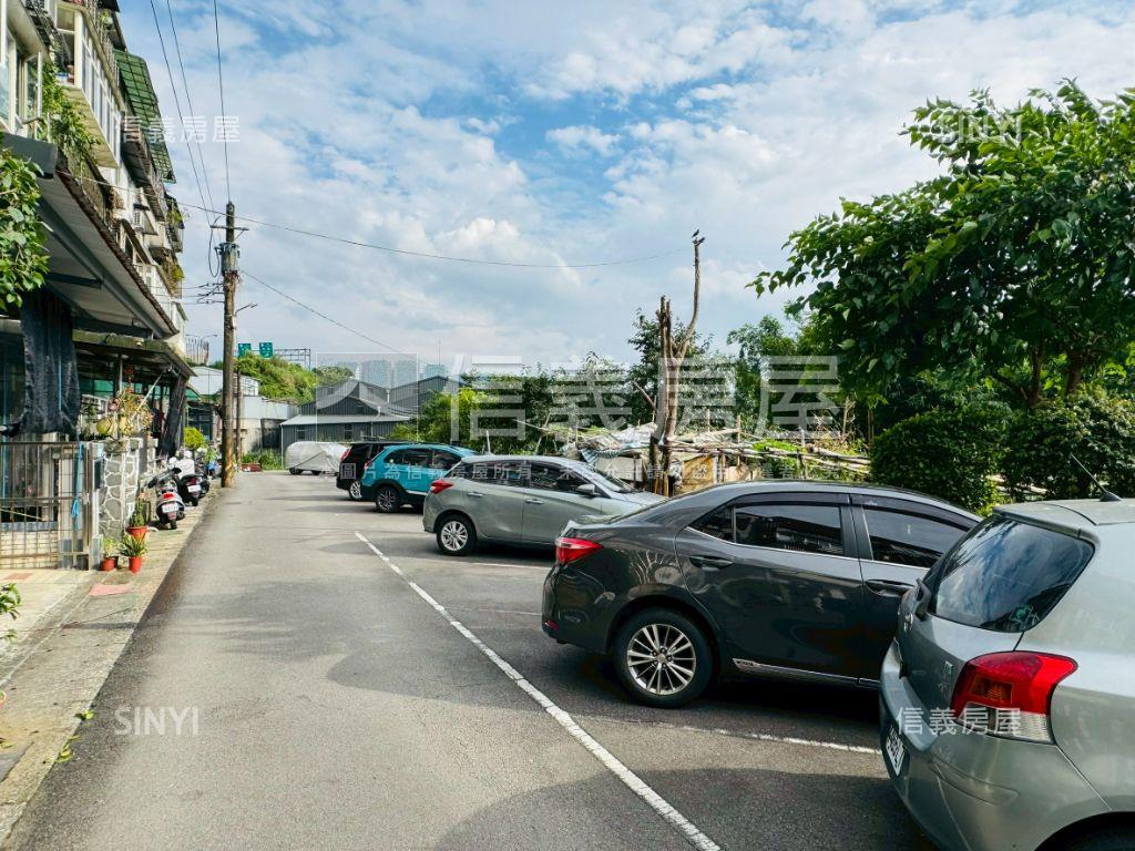 連峰街田園方正美寓房屋室內格局與周邊環境