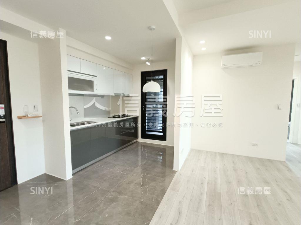 精銳闊漂亮裝潢三房平車房屋室內格局與周邊環境