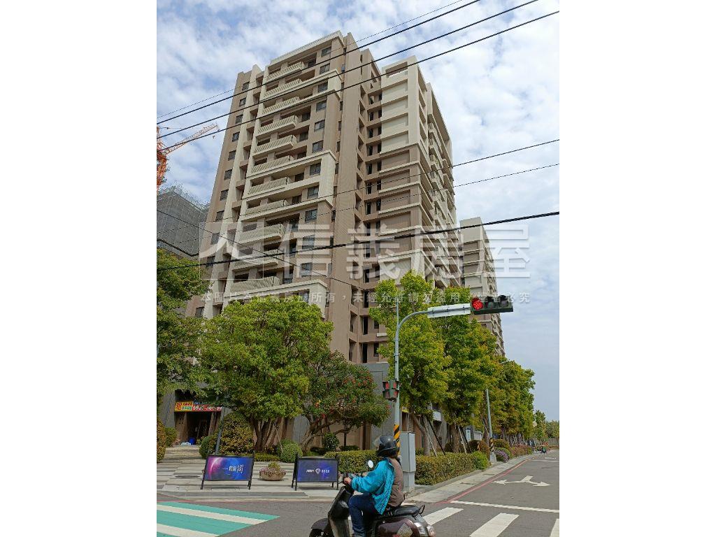 精銳闊漂亮裝潢三房平車房屋室內格局與周邊環境