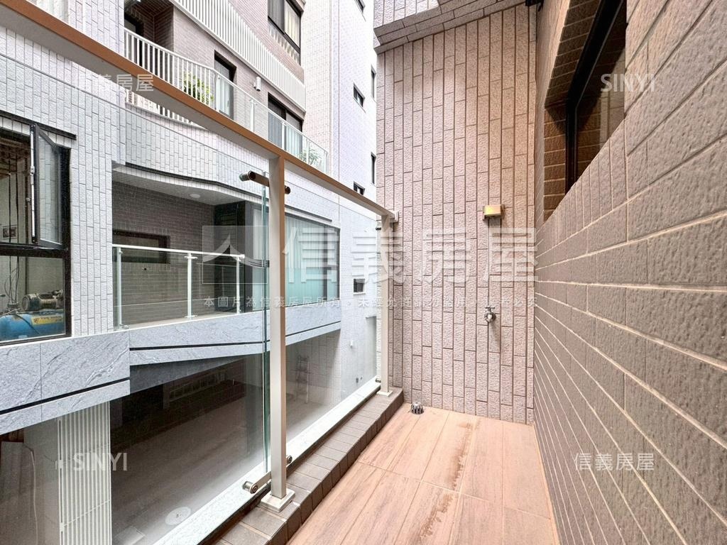 廍子全新邊間電梯雙車豪墅房屋室內格局與周邊環境