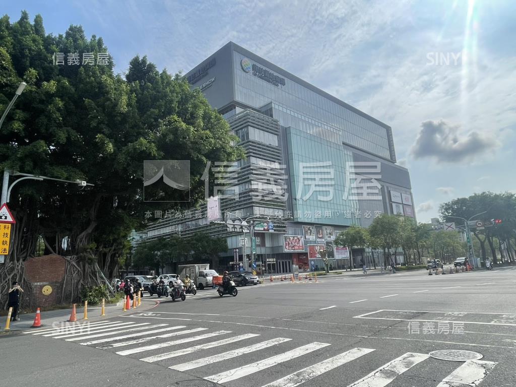 平實艾美兩房平車房屋室內格局與周邊環境