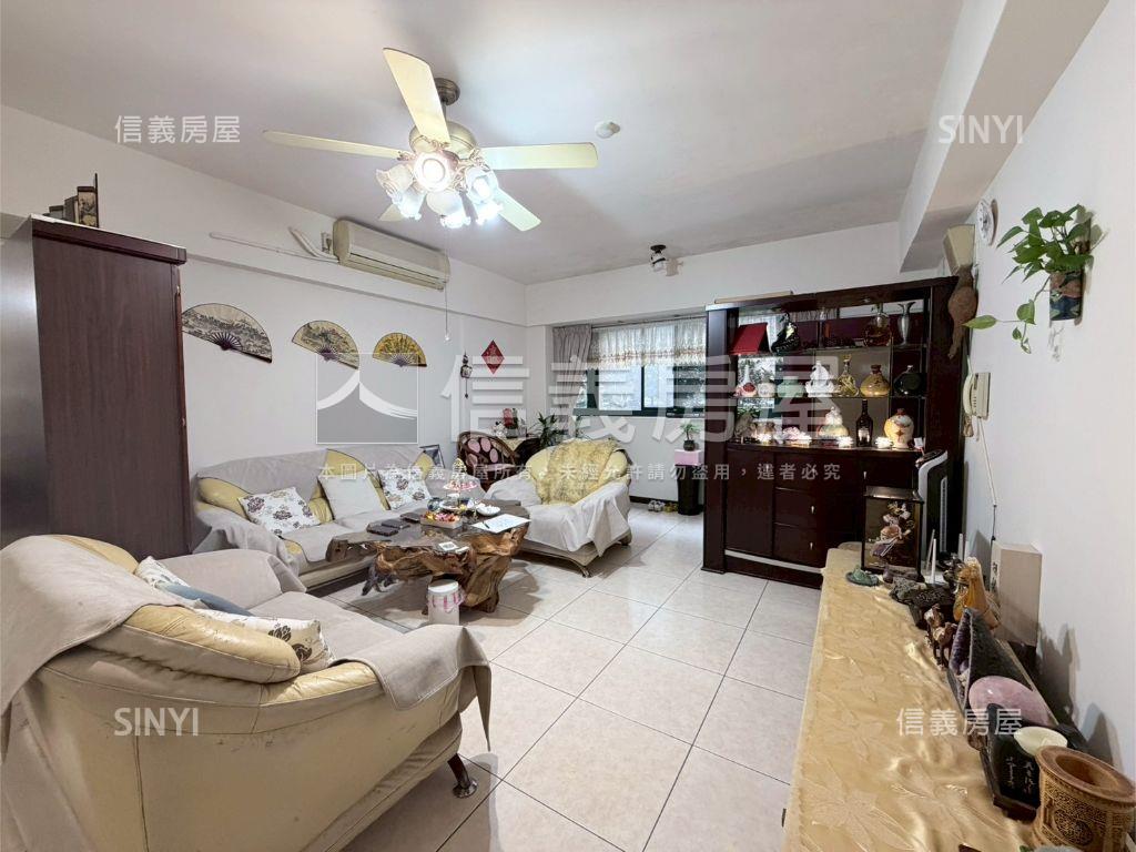 凱薩宮廷中山路大四房房屋室內格局與周邊環境