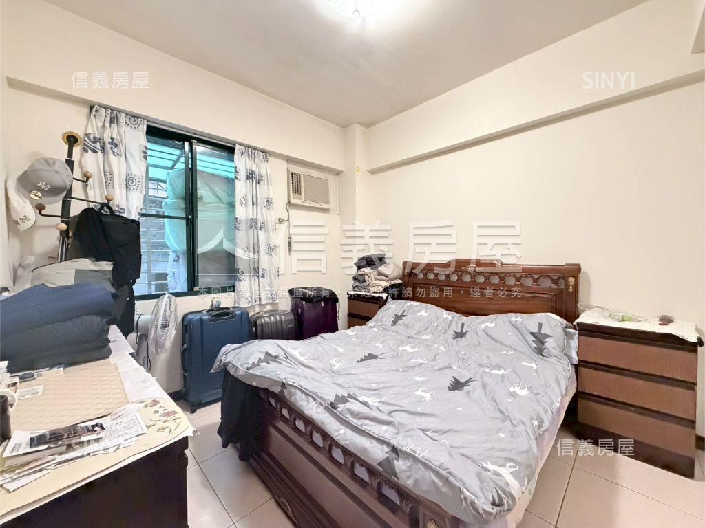 凱薩宮廷中山路大四房房屋室內格局與周邊環境