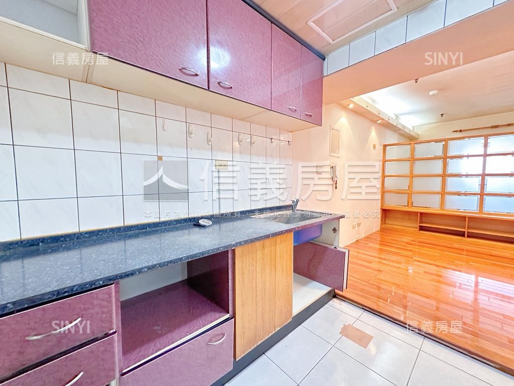 凱悅面學校高樓房屋室內格局與周邊環境