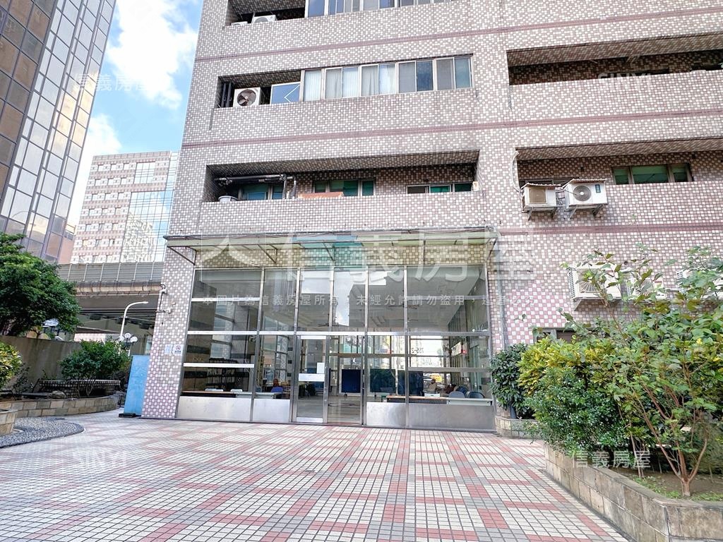 凱悅面學校高樓房屋室內格局與周邊環境