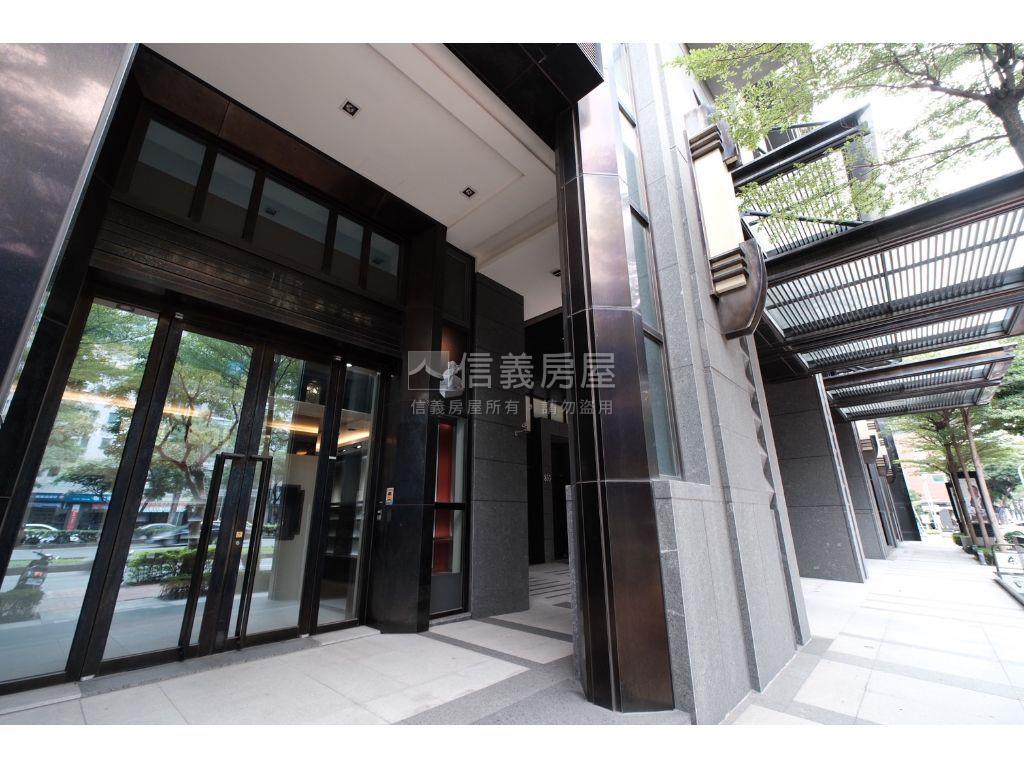 置地廣場旁旗艦金店面房屋室內格局與周邊環境