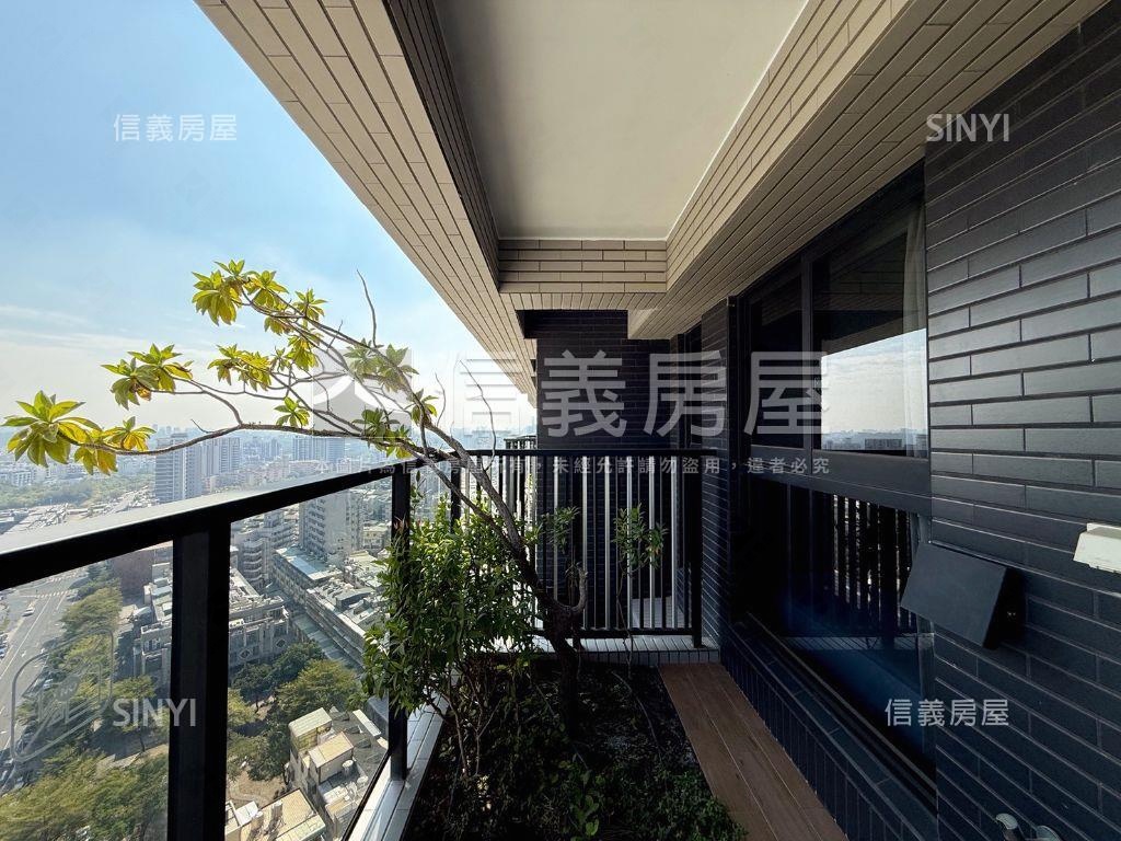 輕奢．左營高樓三房平車房屋室內格局與周邊環境