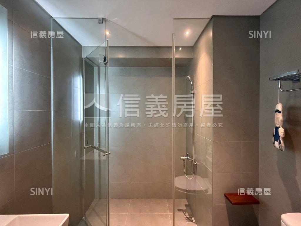 輕奢．左營高樓三房平車房屋室內格局與周邊環境