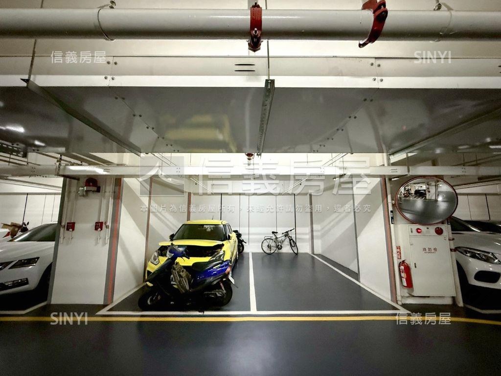 輕奢．左營高樓三房平車房屋室內格局與周邊環境