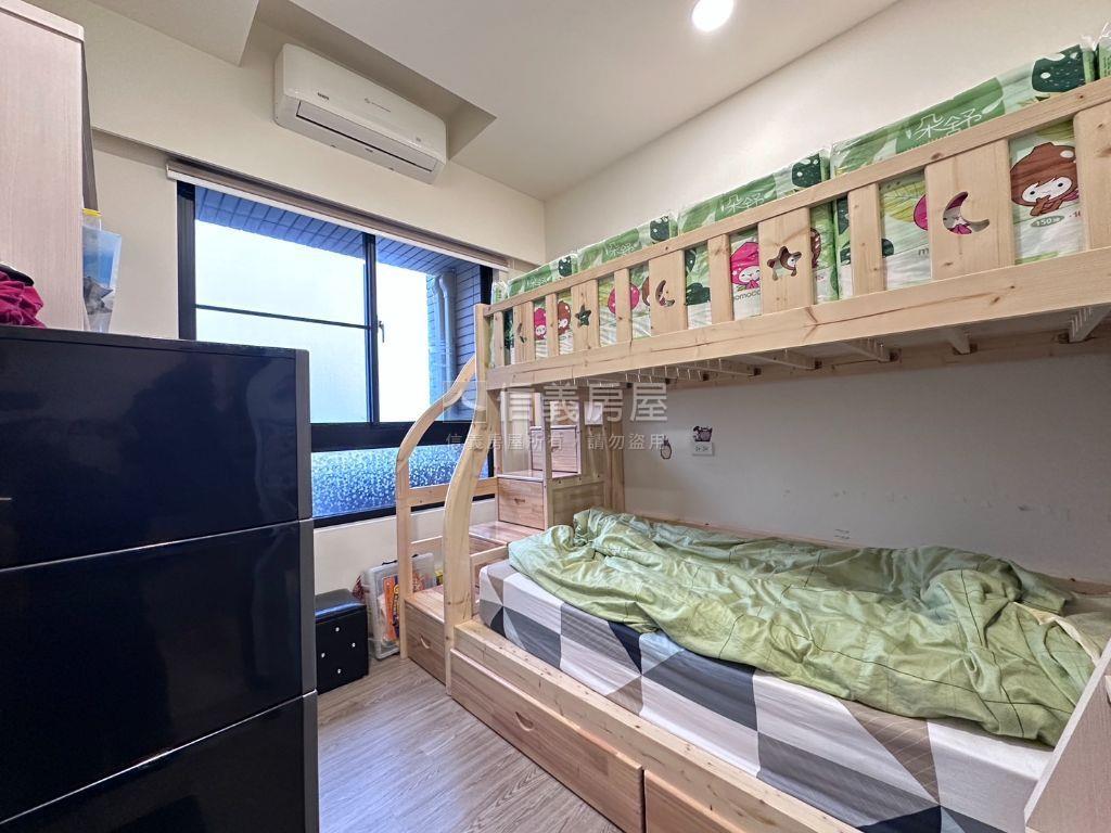 遠眺市景★慕光★舒適兩房房屋室內格局與周邊環境