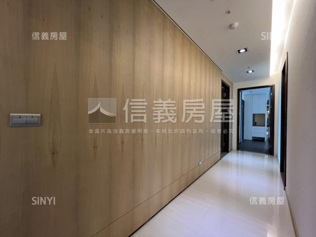 玉帶環腰帝皇居所房屋室內格局與周邊環境