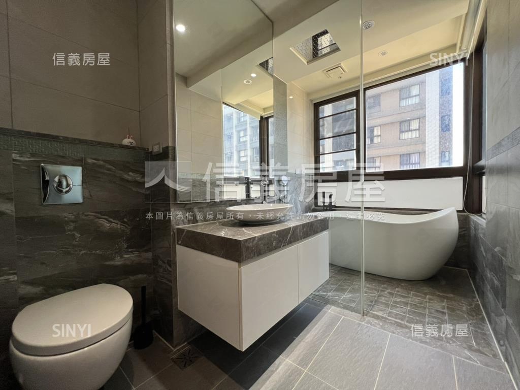 玉帶環腰帝皇居所房屋室內格局與周邊環境