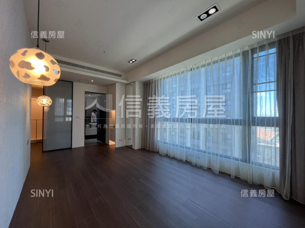 玉帶環腰帝皇居所房屋室內格局與周邊環境