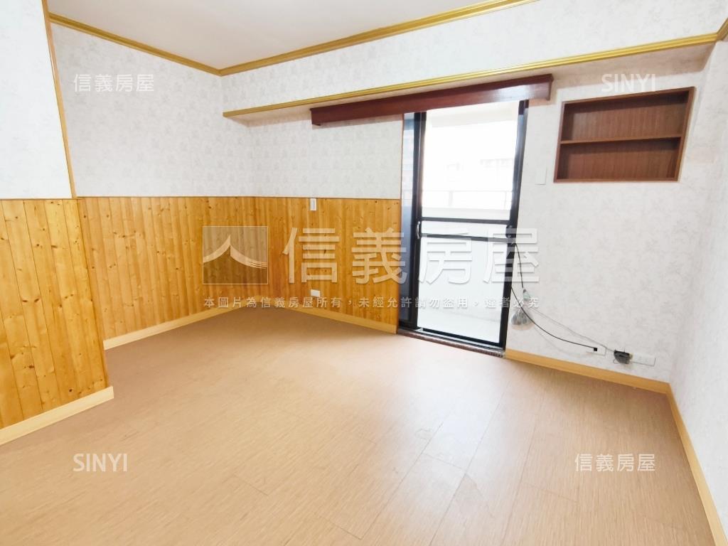 永安自由大廈三房車位房屋室內格局與周邊環境