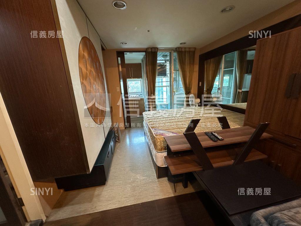 專任香榭微風山景六樓棒房屋室內格局與周邊環境