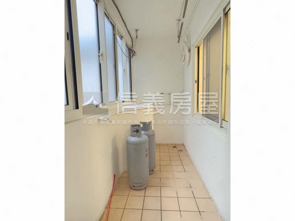 中原商圈稀有超美四房車房屋室內格局與周邊環境