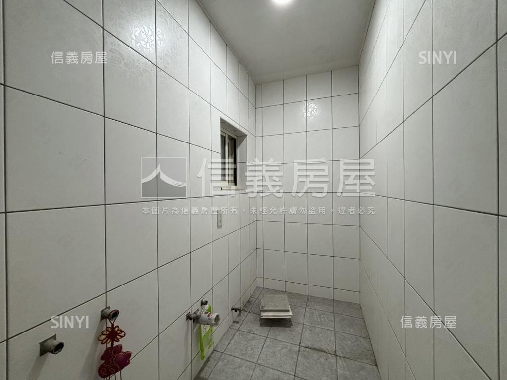 附中朝南黃金三樓三房房屋室內格局與周邊環境