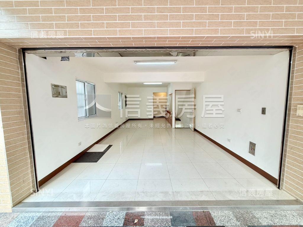 忠孝正路邊間金店房屋室內格局與周邊環境