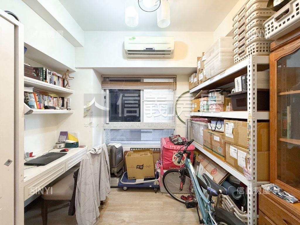 【強案】左營四房平車豪邸房屋室內格局與周邊環境