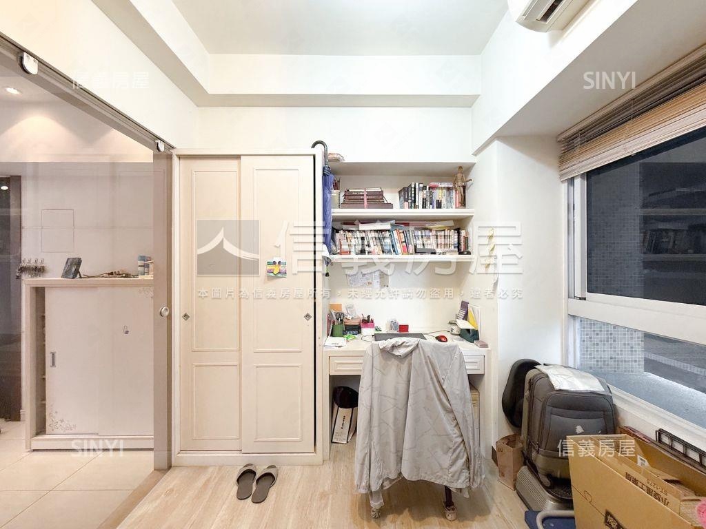 【強案】左營四房平車豪邸房屋室內格局與周邊環境