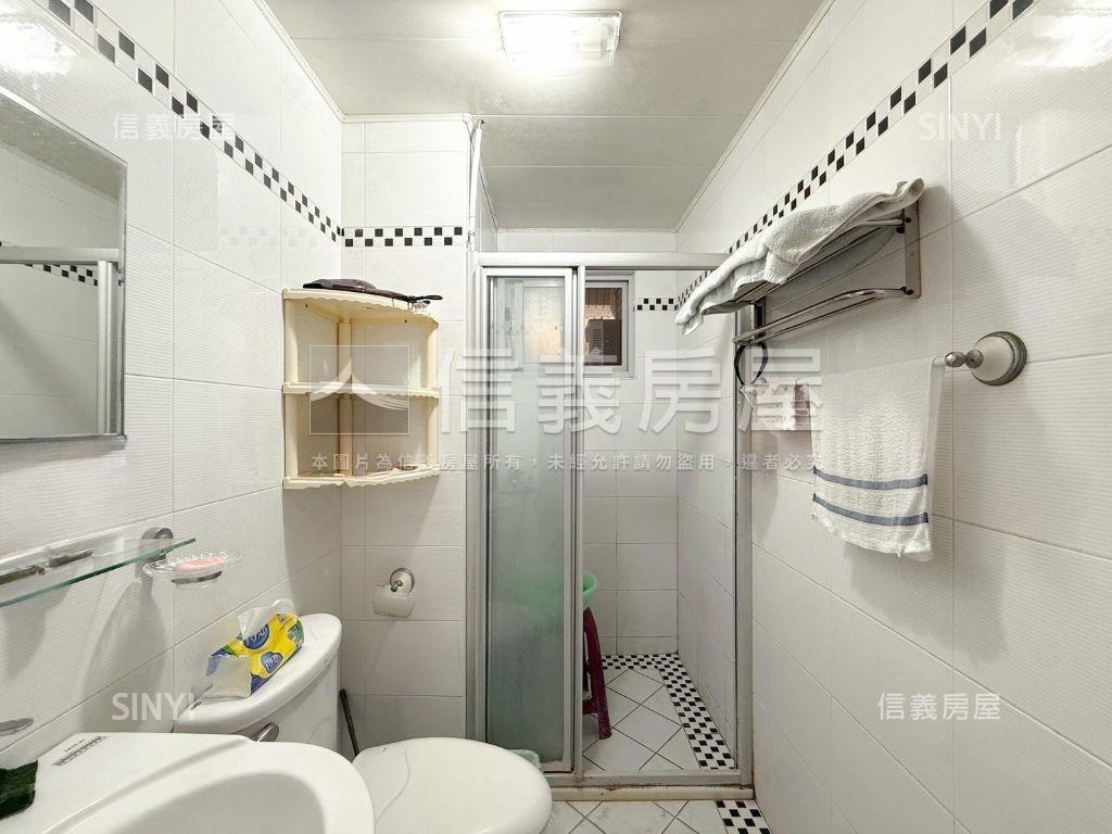 【強案】左營四房平車豪邸房屋室內格局與周邊環境