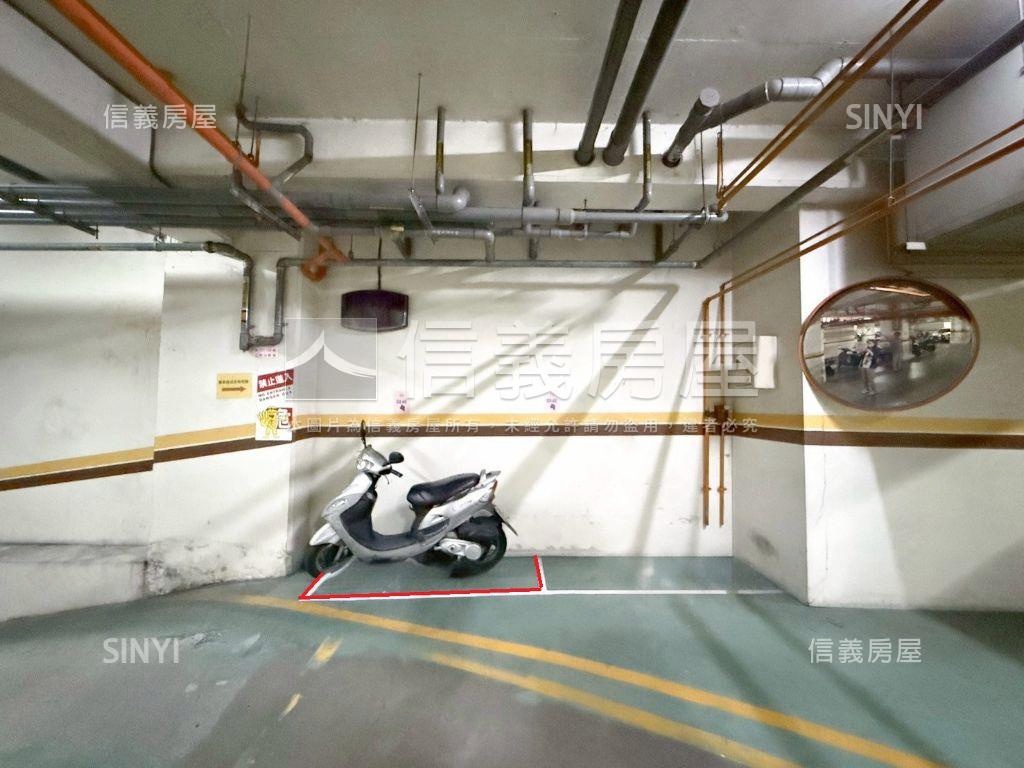 【強案】左營四房平車豪邸房屋室內格局與周邊環境