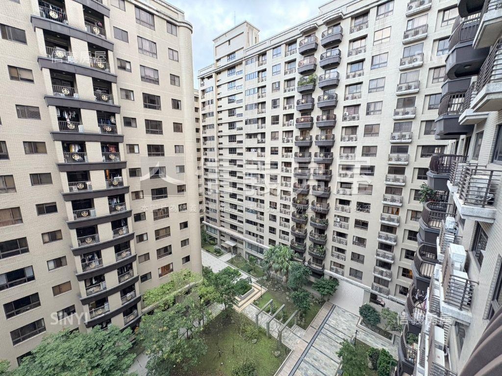 ＃近未來Ｇ１０高樓雙車位房屋室內格局與周邊環境