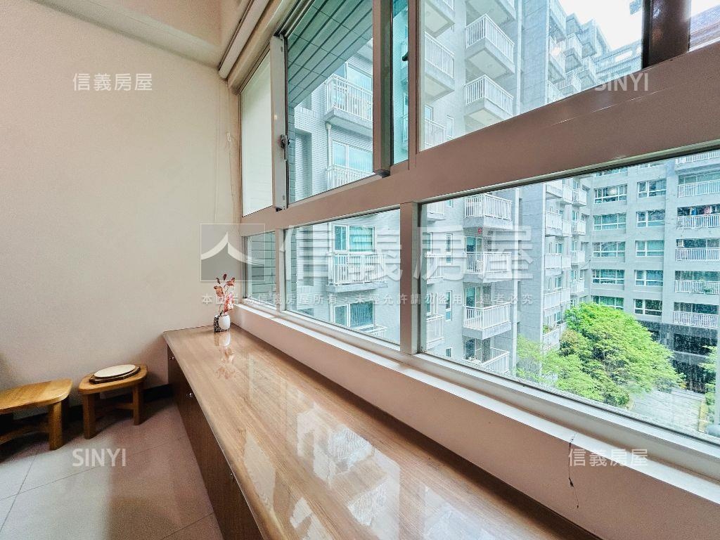 盧卡好美兩房房屋室內格局與周邊環境