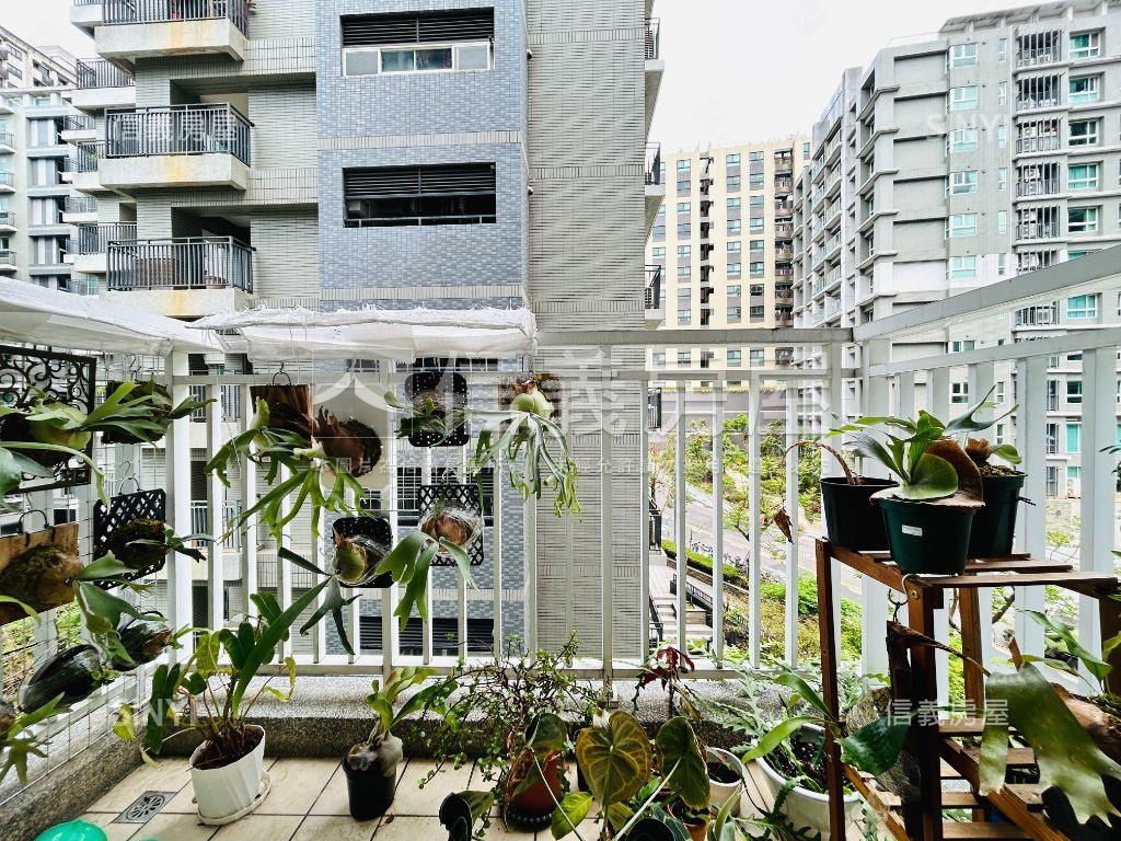 盧卡好美兩房房屋室內格局與周邊環境